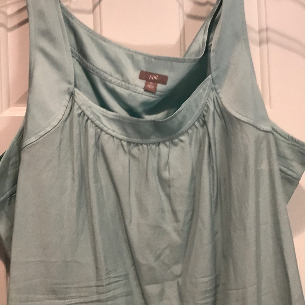 J Jill sleeveless shell in XL
